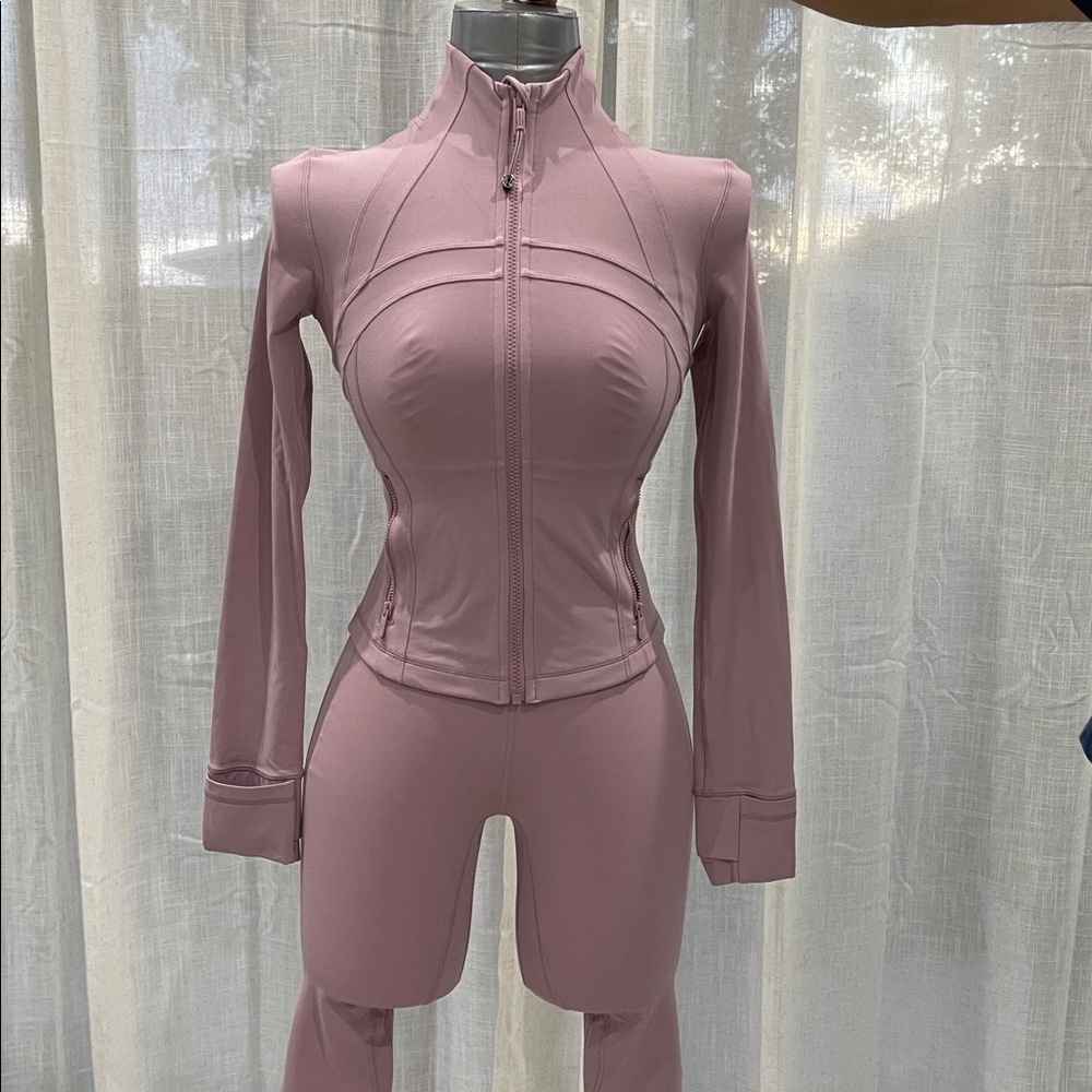 Lululemon Define jacket and leggings set size 4